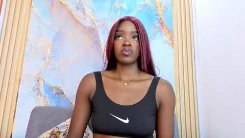 Nahomy  online show from October 24, 10:06 pm