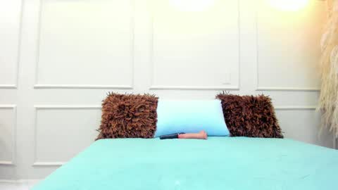 Nahomy online show from March 7, 11:49 pm