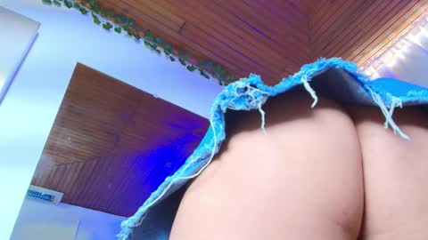 Naia x online show from November 3, 7:37 pm