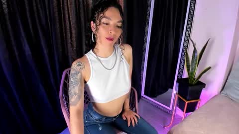 Ana online show from October 21, 9:15 pm