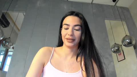 Naila online show from December 7, 7:16 am