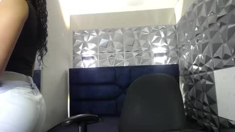 Snapshot of nairobi8 chatting on September 28, 2:55 pm nairobi8 online show from September 28, 2:55 pm