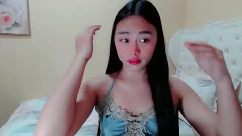 Snapshot of nairobi_fuckdoll chatting on December 3, 11:02 pm Kate online show from December 3, 11:02 pm