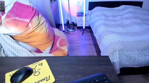 Asy no face  online show from March 10, 9:53 am