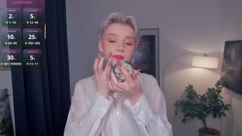 Kate online show from October 19, 11:44 am