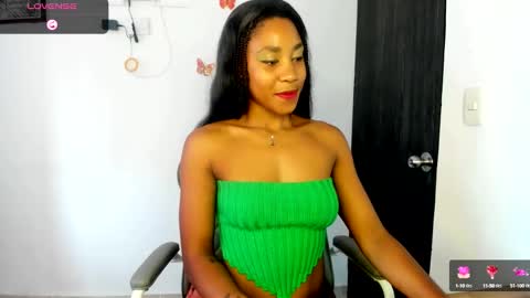 Snapshot of nala_j08 chatting on February 6, 5:40 pm N A L A NEW instagram nala jordan08 online show from February 6, 5:40 pm