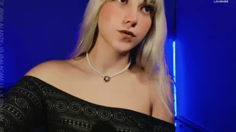 Snapshot of nalan_ chatting on September 20, 6:14 am Onlyf4s nalalan29 online show from September 20, 6:14 am