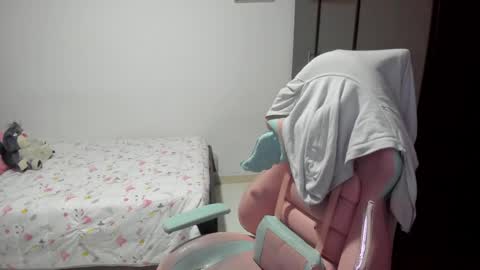 Nami online show from February 17, 1:04 am