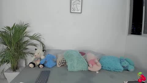 N A M I    -   OF  namibergmant online show from December 6, 1:51 am