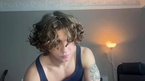 Georges online show from February 12, 7:02 am