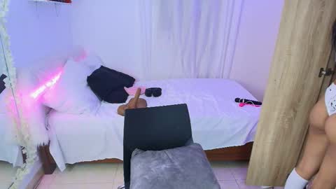 samantha online show from November 5, 7:03 pm