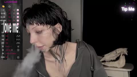 Snapshot of nananevaeragain chatting on December 26, 12:05 pm Nana online show from December 26, 12:05 pm