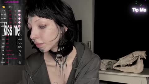 Snapshot of nananevaeragain chatting on December 26, 3:10 pm Nana online show from December 26, 3:10 pm