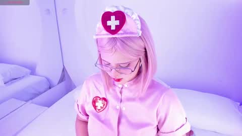 NanaOsaky online show from September 12, 11:54 am