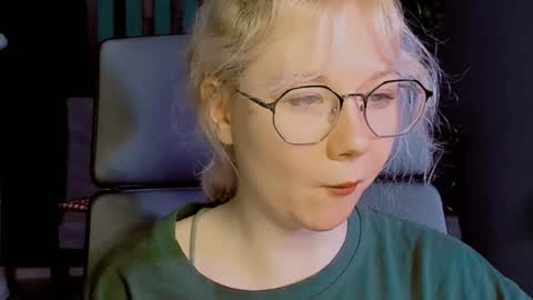 nancymartinez online show from December 30, 11:15 am