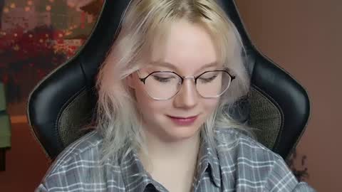 nancymartinez online show from January 9, 4:06 pm