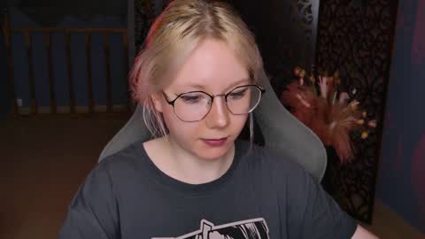 nancymartinez online show from January 11, 11:12 am