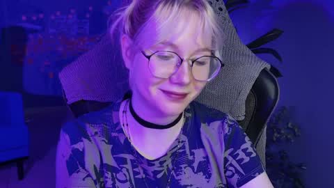 nancymartinez online show from January 12, 11:07 am