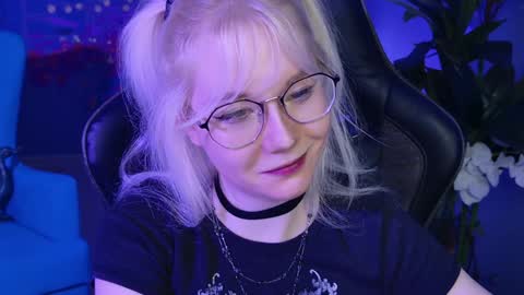 nancymartinez online show from January 13, 2:21 pm