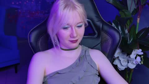 nancymartinez online show from January 18, 11:43 am