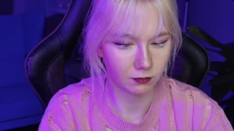 nancymartinez online show from January 19, 8:07 am