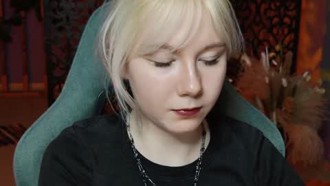 nancymartinez online show from January 22, 5:38 pm