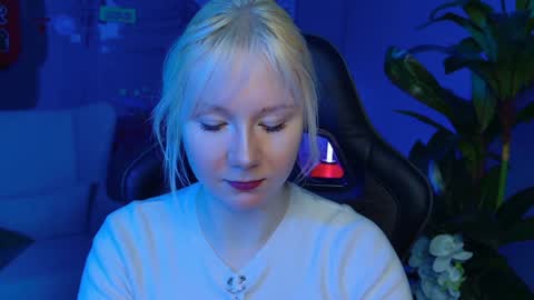 nancymartinez online show from January 23, 5:13 am