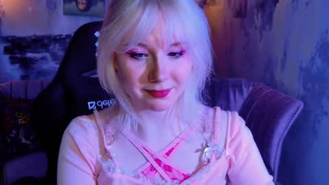 nancymartinez online show from February 13, 4:28 pm