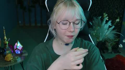 nancymartinez online show from February 20, 11:20 am