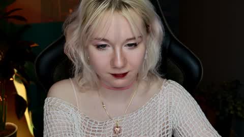 nancymartinez online show from March 12, 7:17 pm