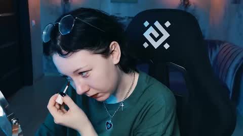 nancymartinez online show from September 9, 5:18 am