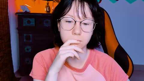 nancymartinez online show from September 24, 6:50 am