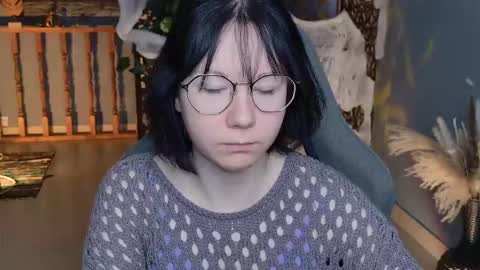 nancymartinez online show from October 29, 5:10 am