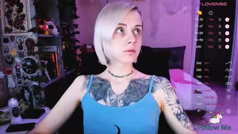 Monday-Friday 12-4 AM and 6-9 AM New York time online show from October 21, 9:32 am