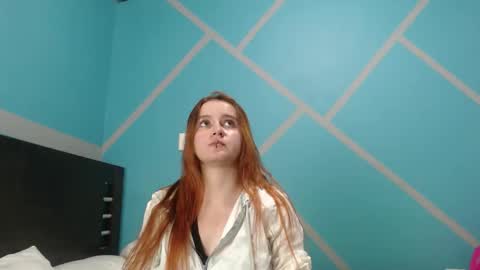 Snapshot of nanna_and_balder2 chatting on November 2, 4:04 am nanna_and_balder2 online show from November 2, 4:04 am