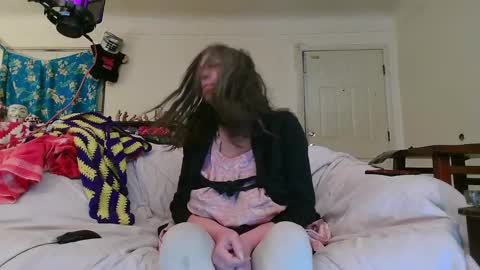 Nanna Baldur online show from December 23, 1:18 am