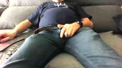 nano22968832 online show from February 3, 10:36 am