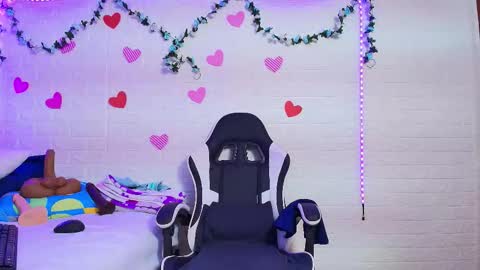 Naomi online show from September 11, 11:21 am