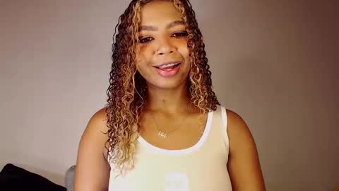 Snapshot of naomi_rider77 chatting on September 20, 1:12 pm mara Jos online show from September 20, 1:12 pm