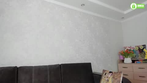 Snapshot of naomi_tara chatting on March 8, 10:32 am Naomi online show from March 8, 10:32 am