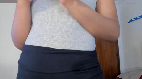 Snapshot of naomigarcia chatting on March 7, 6:57 am Naomi online show from March 7, 6:57 am