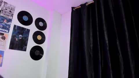 Snapshot of naomiharuno chatting on October 17, 2:04 am naomiharuno online show from October 17, 2:04 am