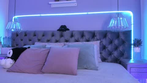 Naomi online show from January 11, 11:24 pm