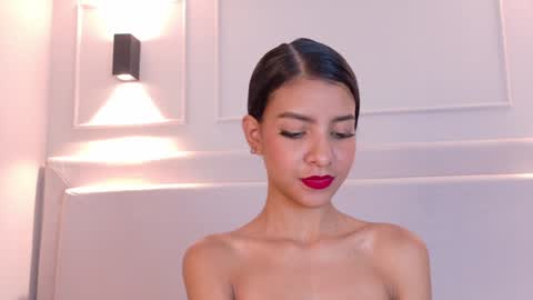 Naomi Klarc online show from December 21, 4:03 pm