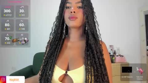 Naomi     online show from October 2, 9:22 pm