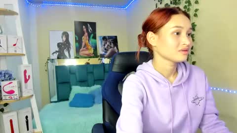 naomy online show from January 15, 2:17 am