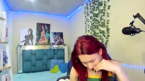 naomy online show from February 18, 7:09 pm