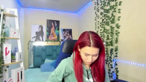 naomy online show from March 12, 7:17 pm