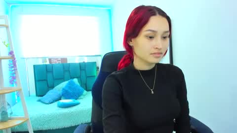 naomy online show from September 24, 7:28 pm