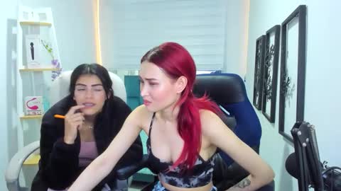 naomy online show from November 22, 12:42 am